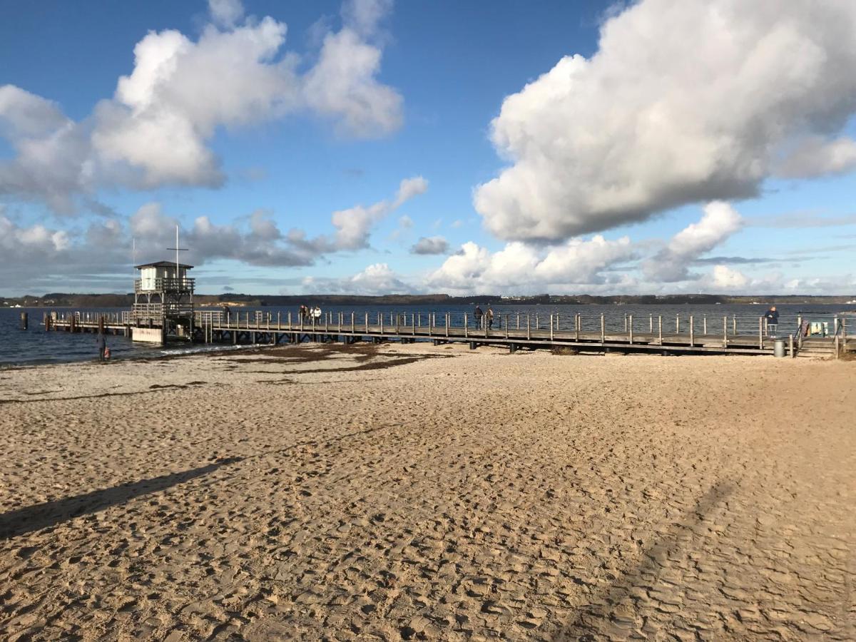 Strandblick Mit Strandkorb & Fahrraedern Lyksborg Eksteriør billede