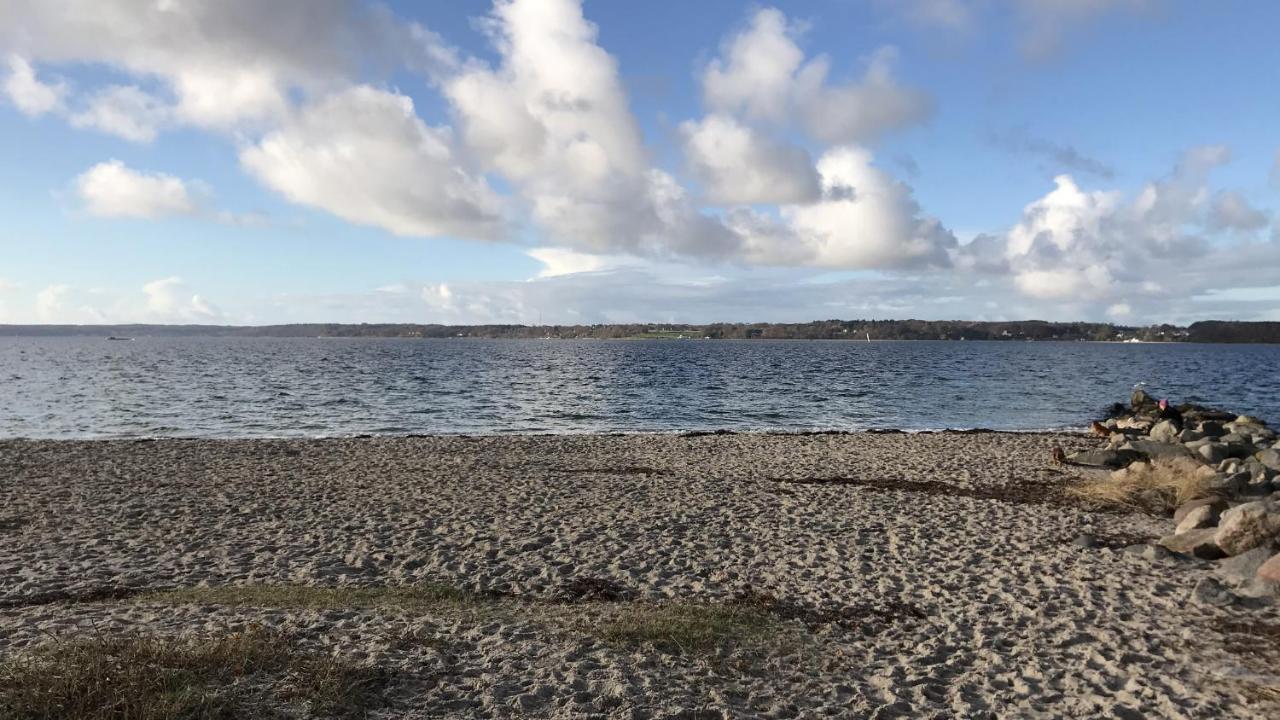 Strandblick Mit Strandkorb & Fahrraedern Lyksborg Eksteriør billede